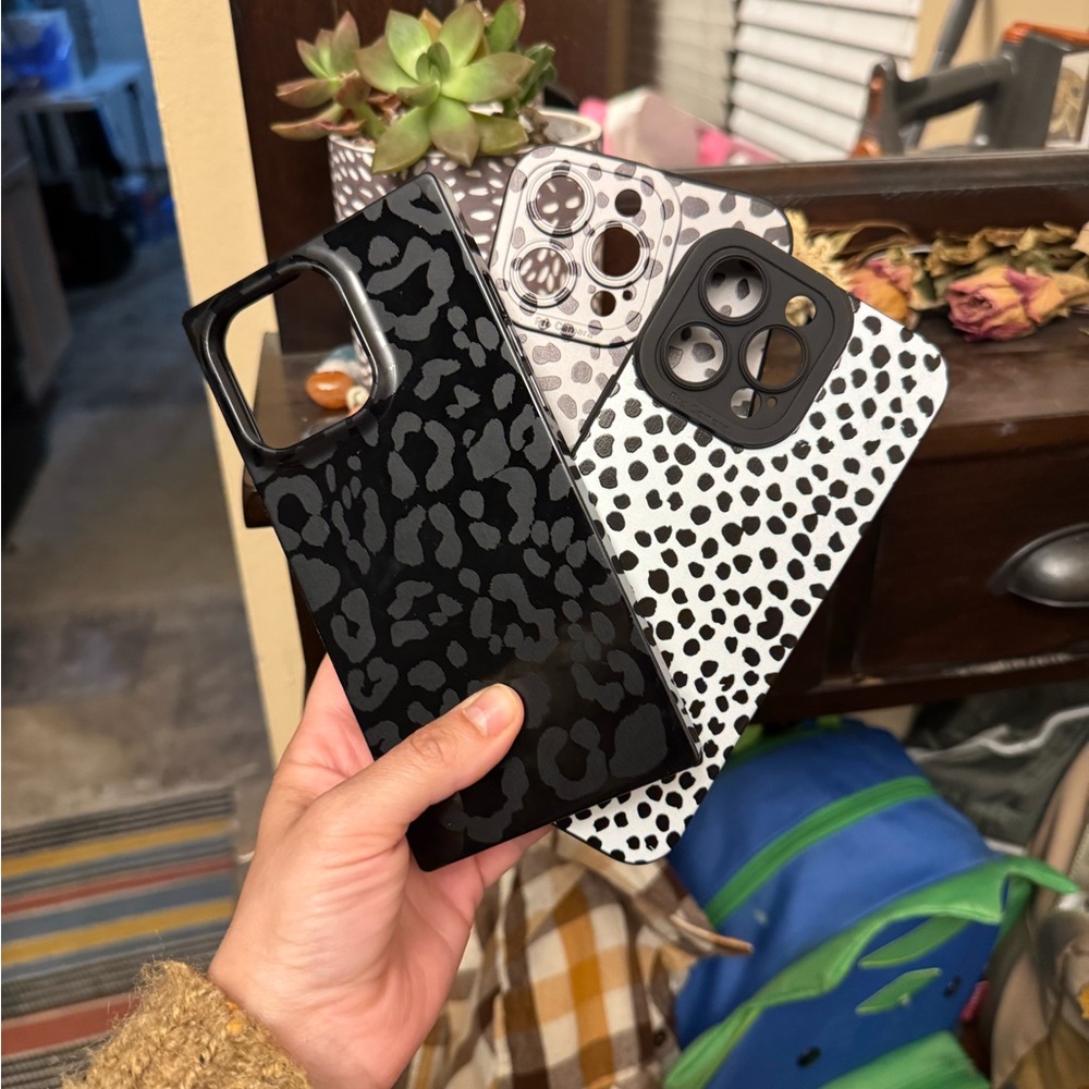 Stylish Black and White Leopard Print Phone Cases